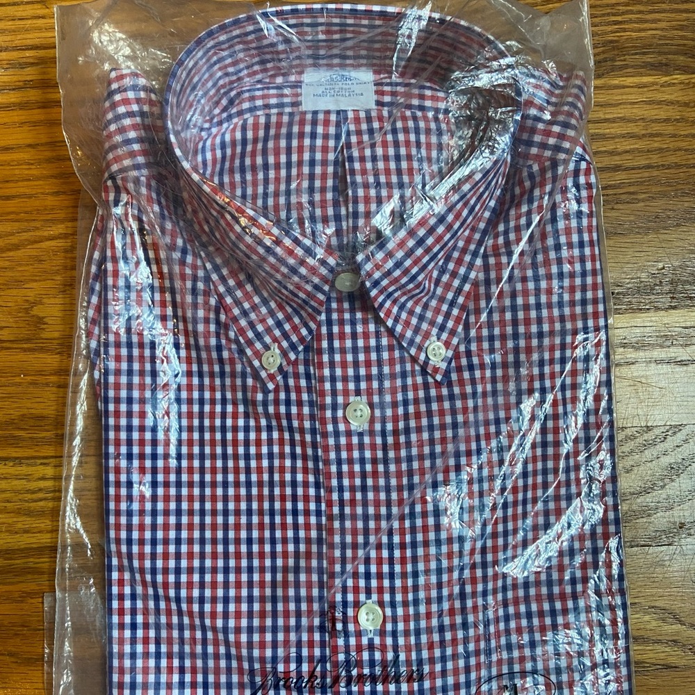 Brooks Brothers Regent Fit Button down SZ M
